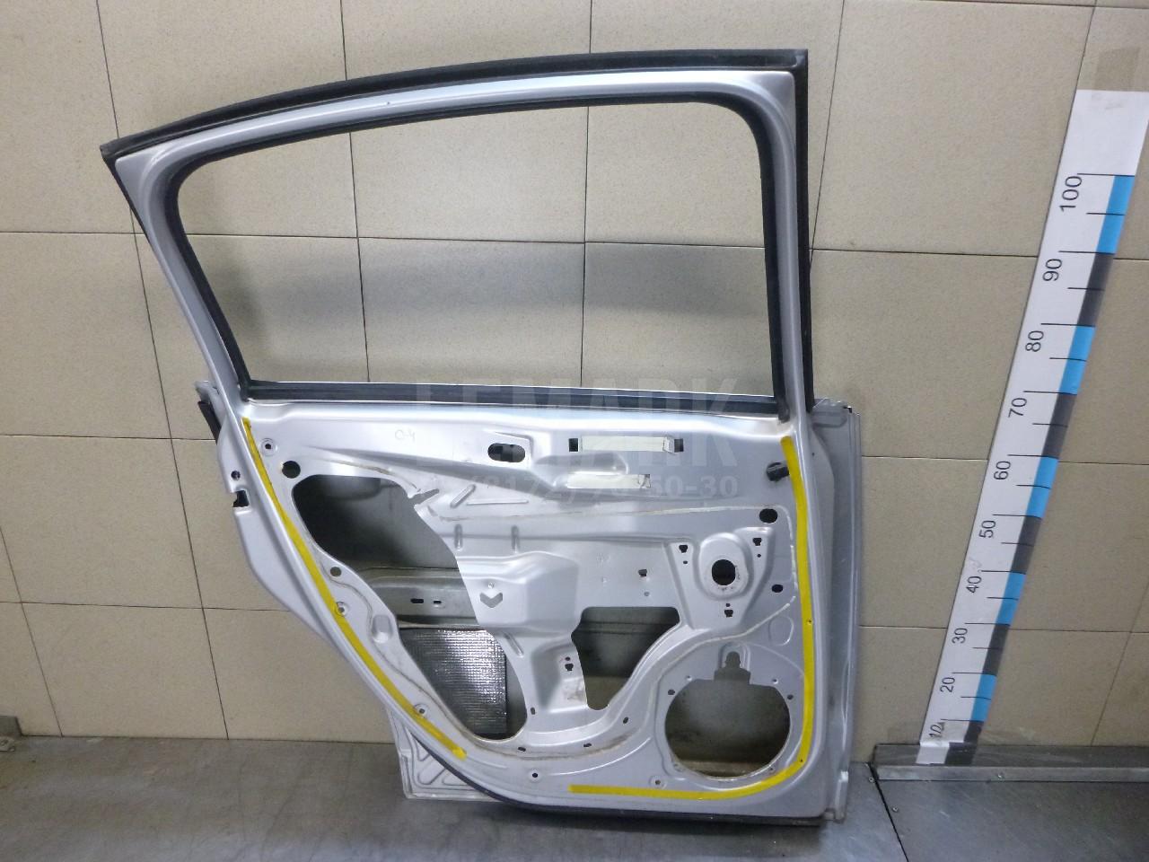 Дверь задняя левая для  Citroen C4 Grand Picasso 2014-2018