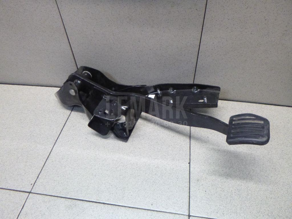 Педаль тормоза 1675551 Ford