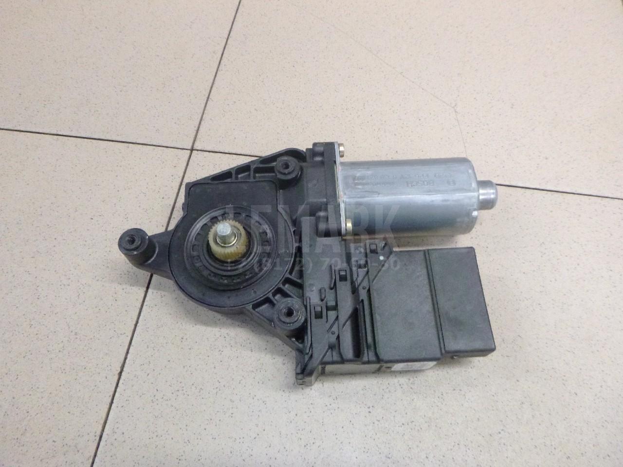 Моторчик стеклоподъемника 1C0959811001 VAG