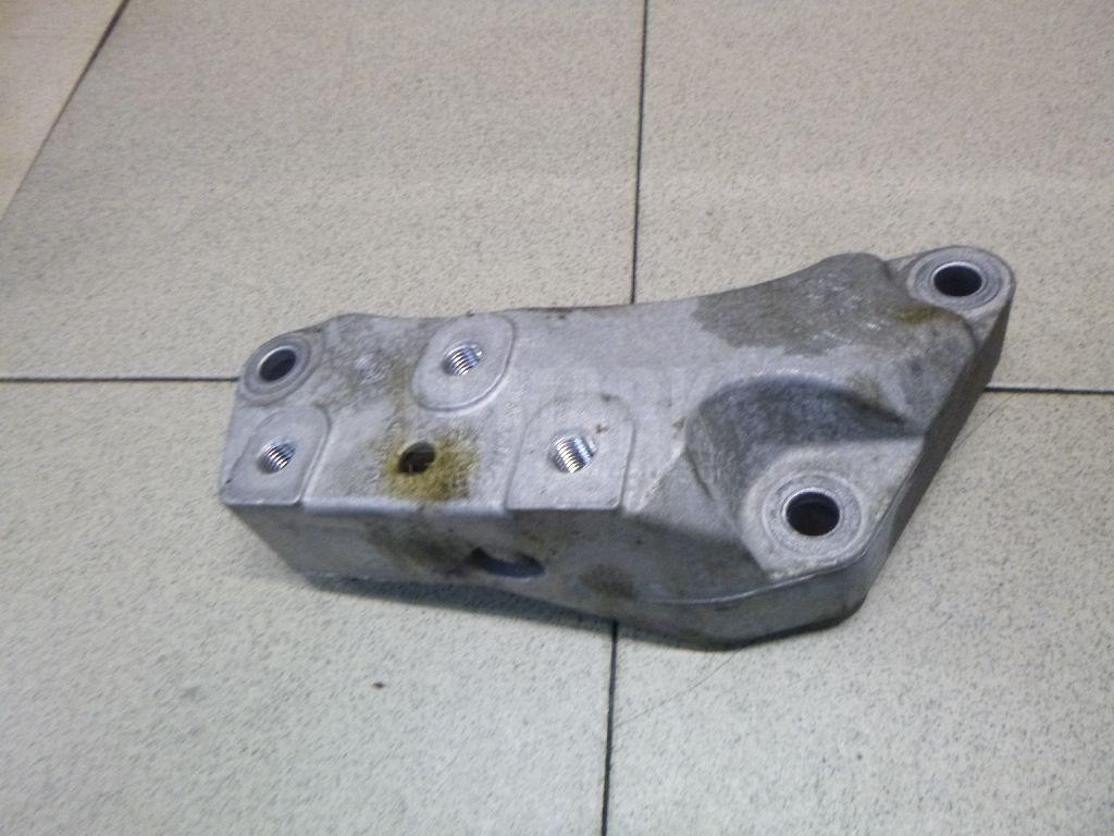 Кронштейн КПП левый 1K0199117CD VAG