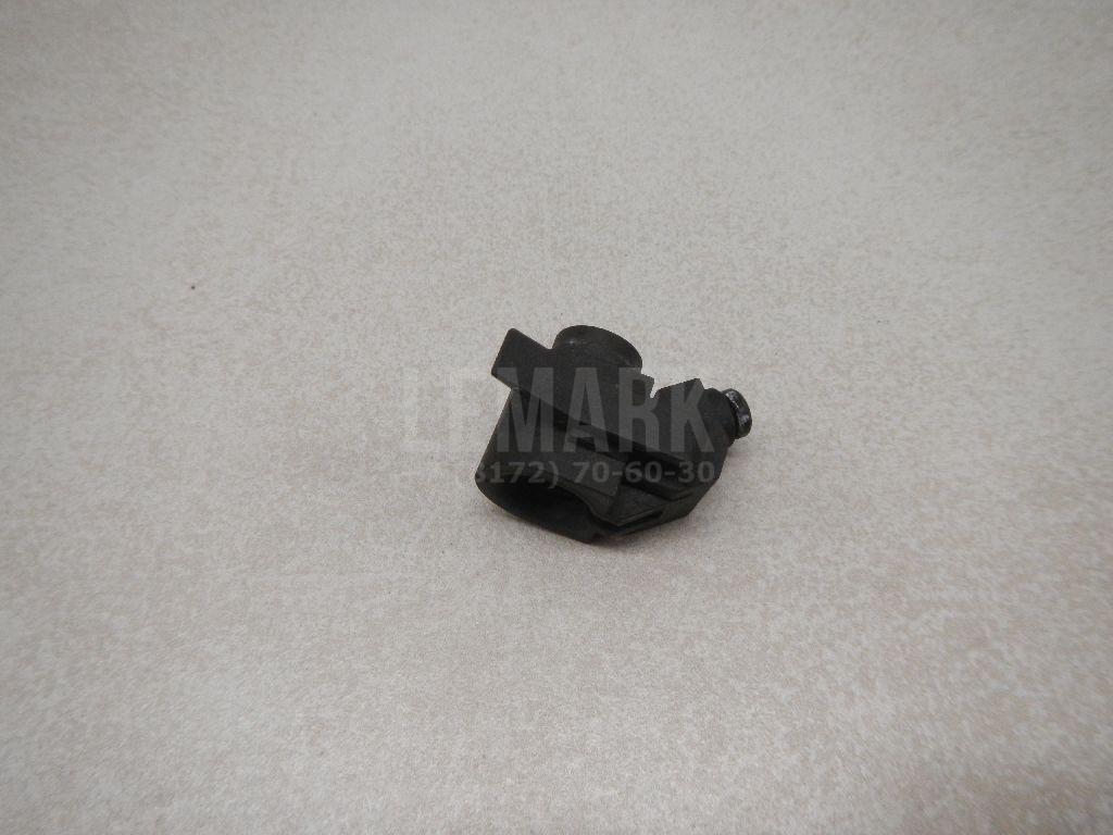 Крепеж 1372016 Ford