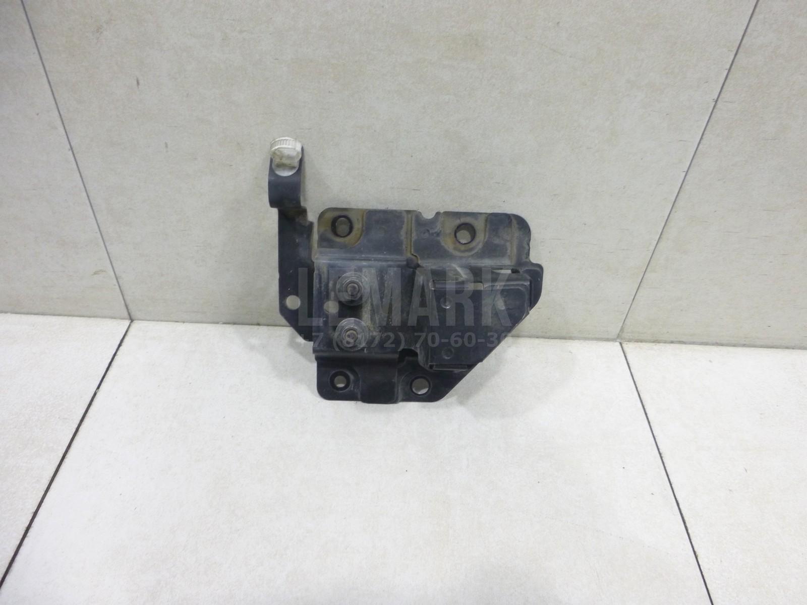 Кронштейн усилителя заднего бампера левый 85211JG01A Nissan