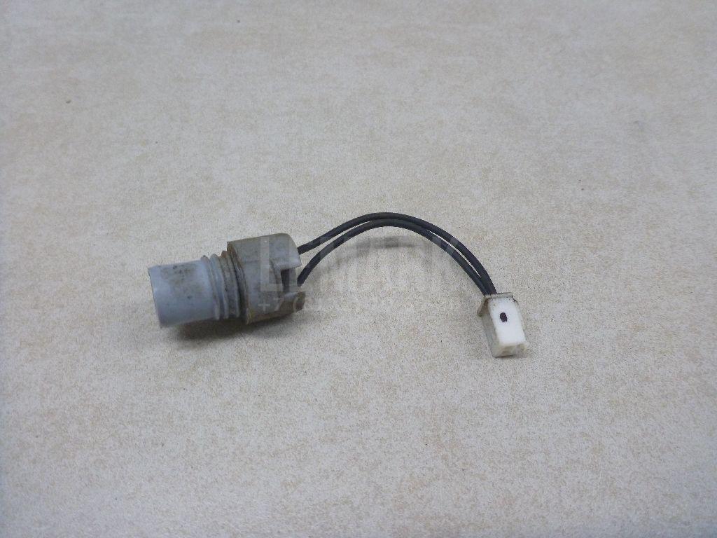 Патрон лампы 4506924 Ford