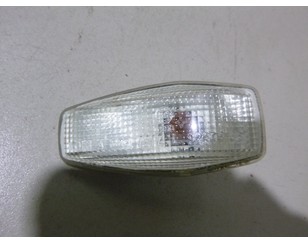 Повторитель на крыло левый белый для Hyundai Accent II (+TAGAZ) 2000-2012 с разборки состояние отличное