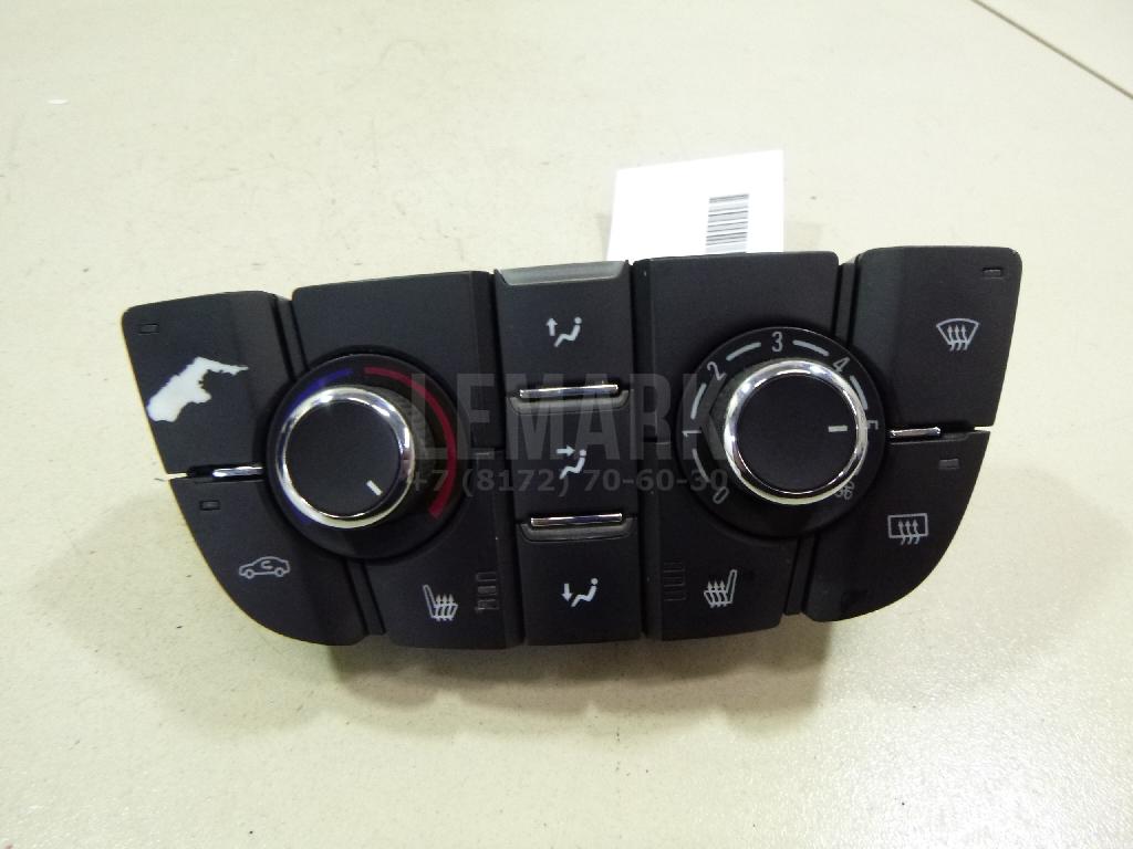 Блок управления отопителем 13435152 GM