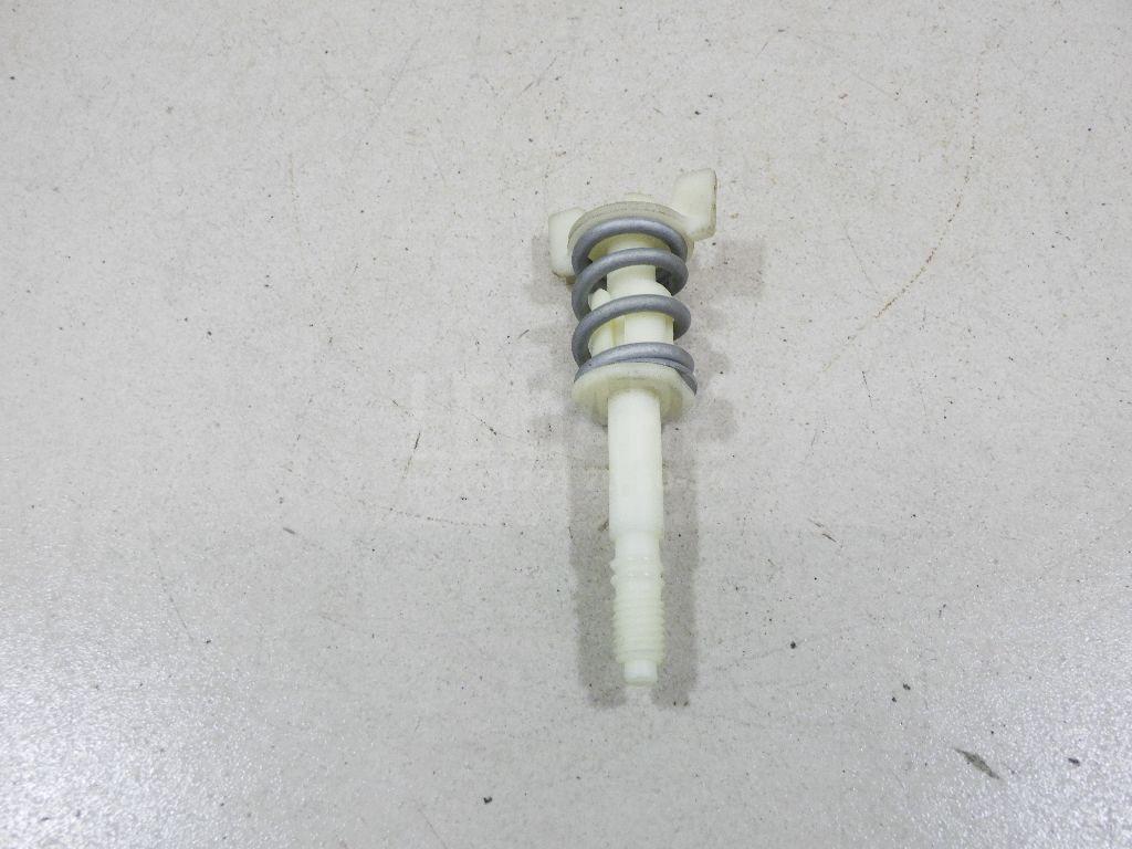 Крепеж 1K8945300 VAG