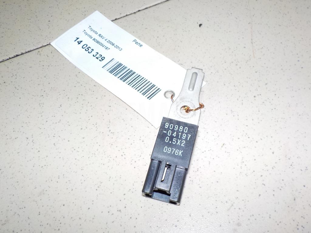 Реле 9098004197 Toyota