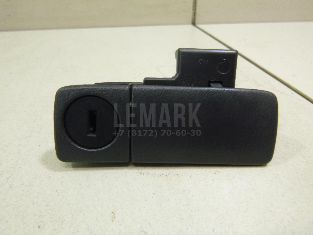 Замок бардачка 686306P102 Nissan