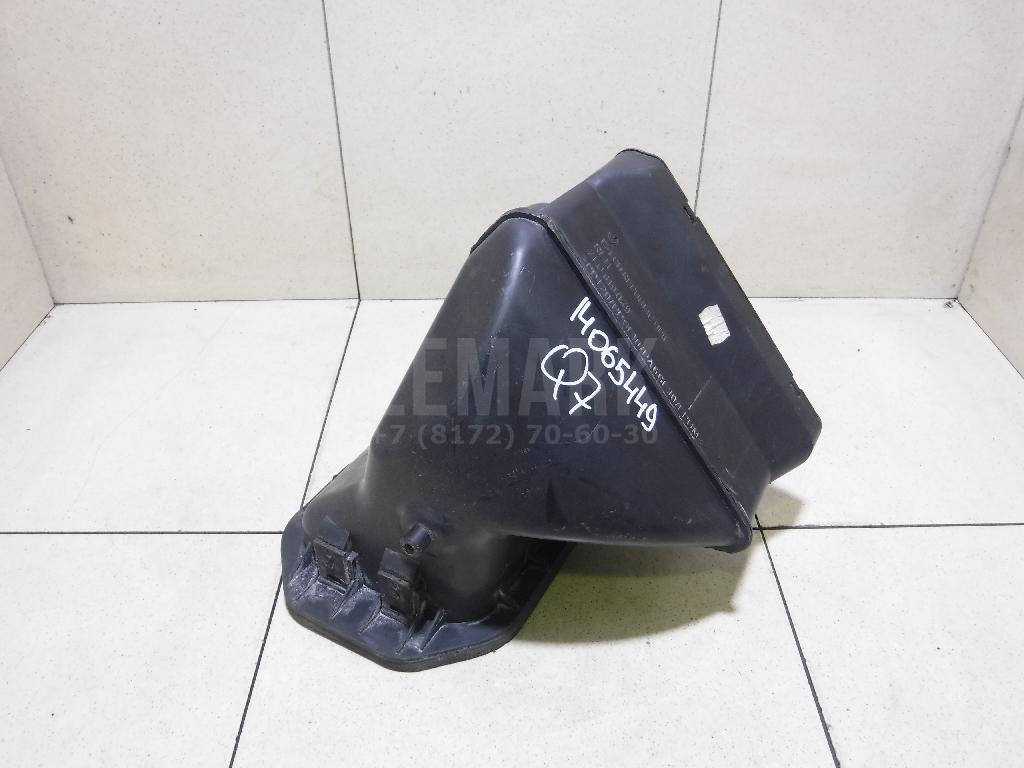 Воздухозаборник (внутри) 7L0819049 VAG