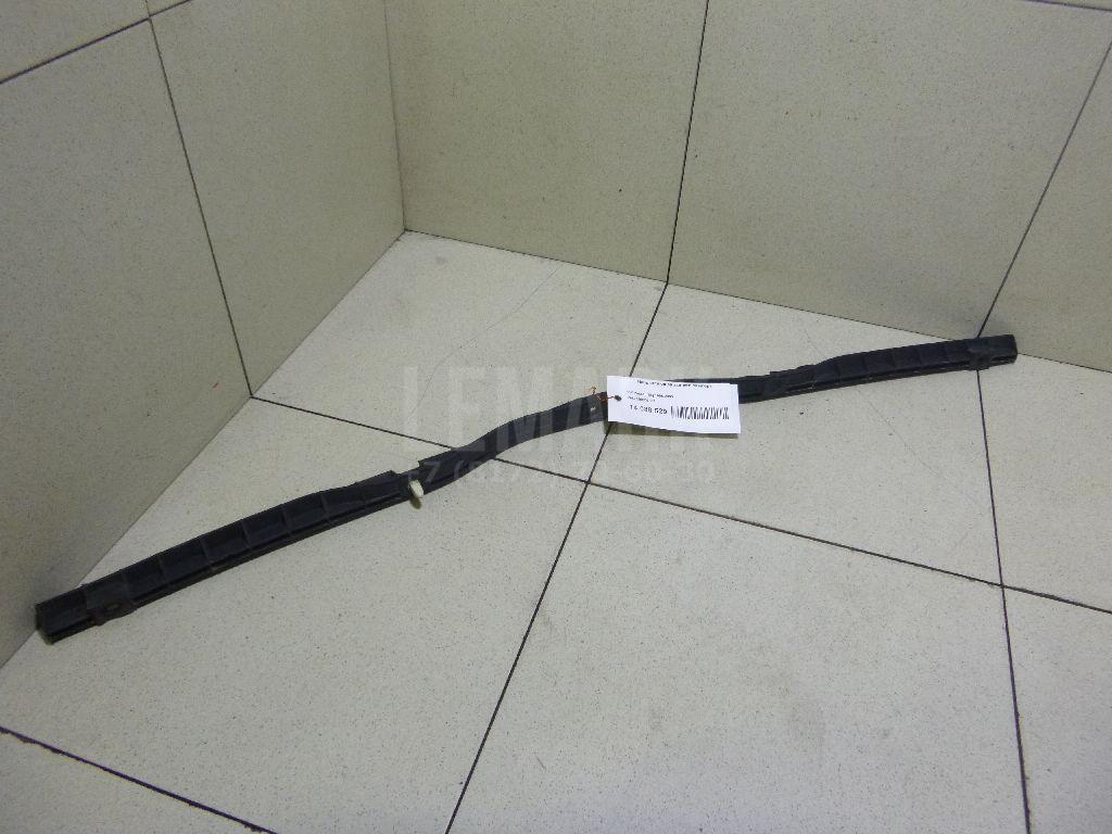Направляющая заднего бампера 3B9807863 VAG