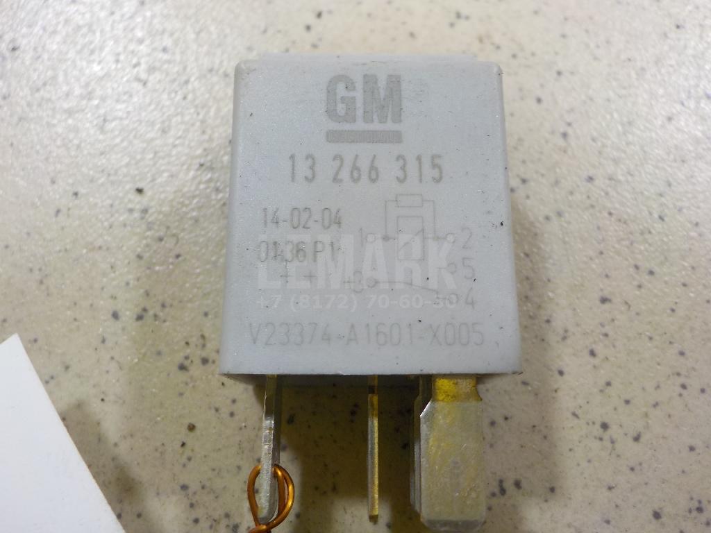 Реле 13266315 GM