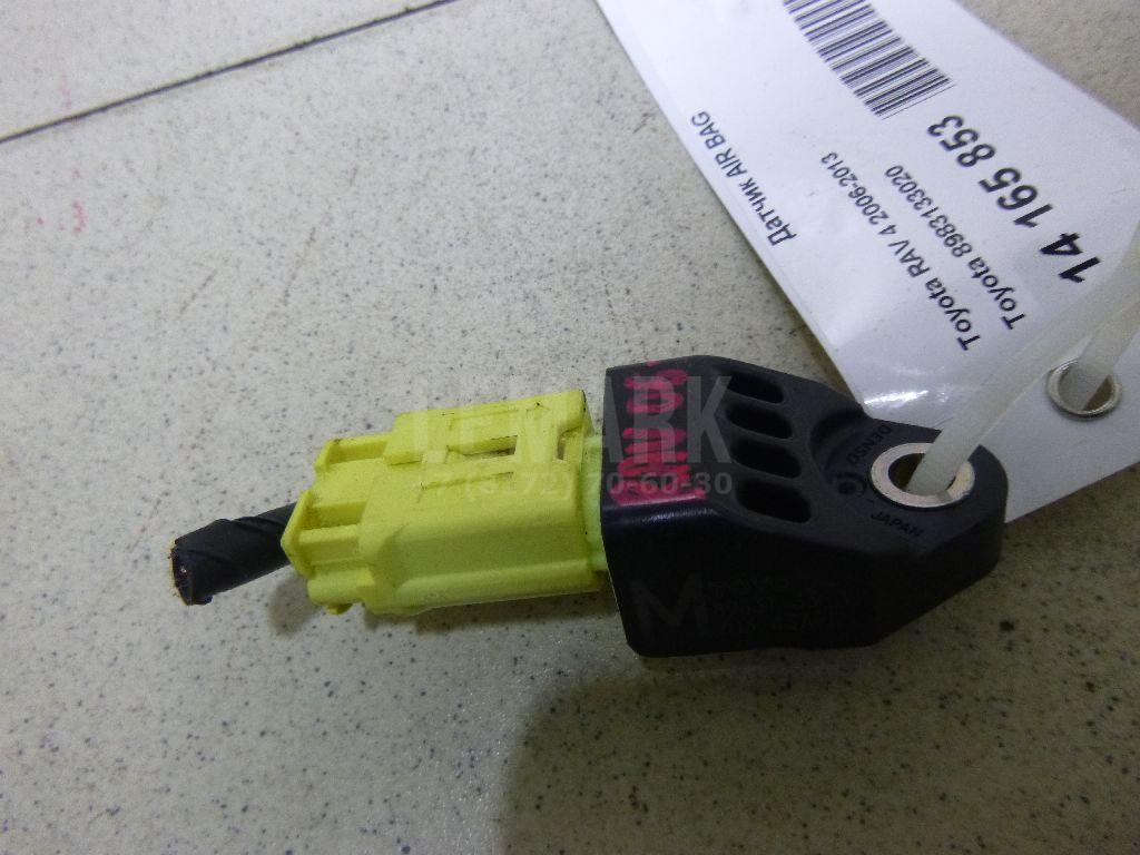 Датчик AIR BAG 8983133020 Toyota