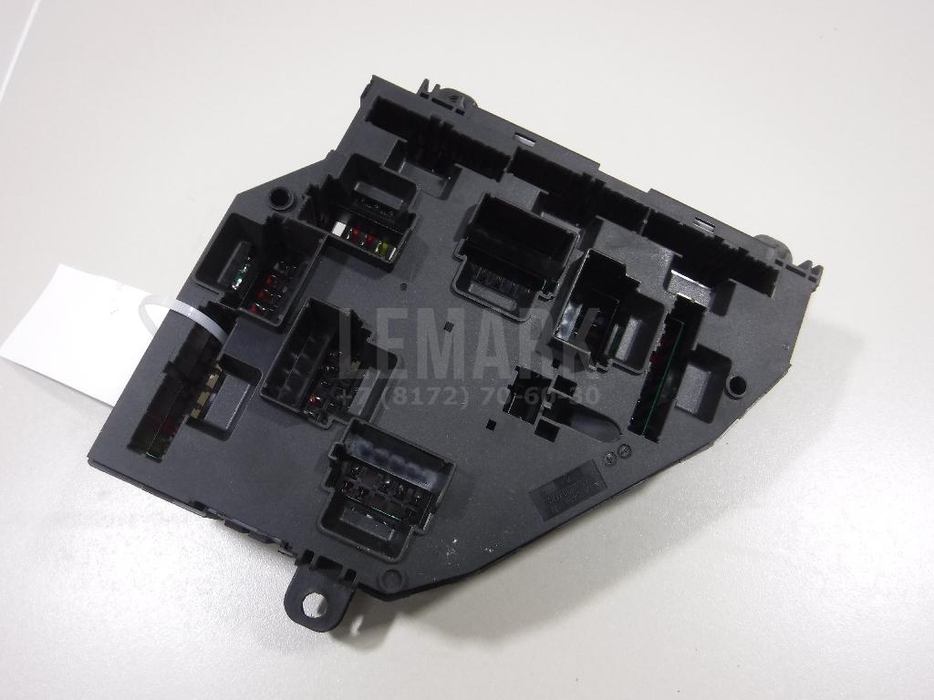 Блок предохранителей для  Audi 80/90 [B3] 1986-1991