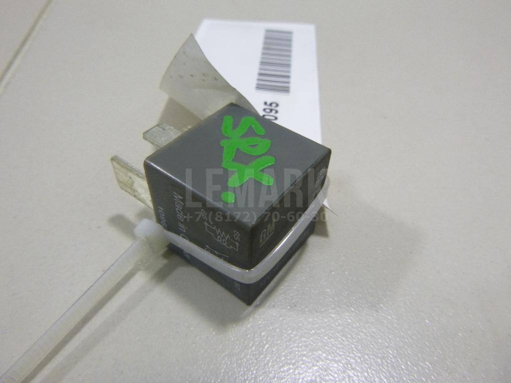 Реле 13306943 GM
