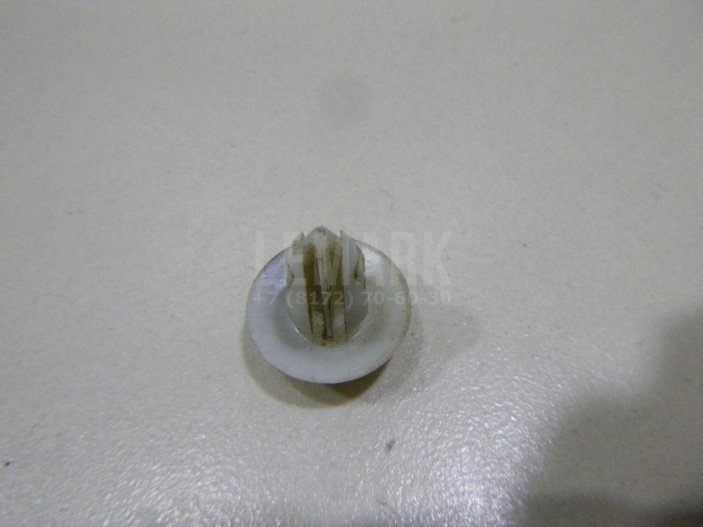 Крепеж (клоп) MU000504 Mitsubishi