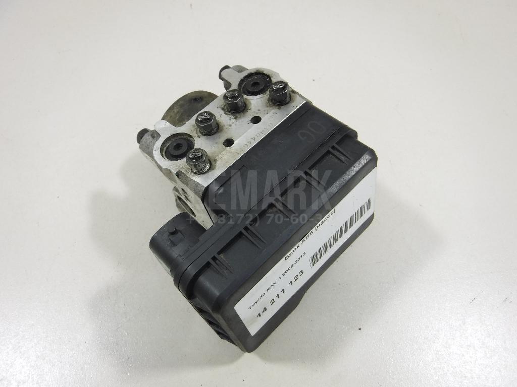Блок ABS (насос) 4405042250 Toyota