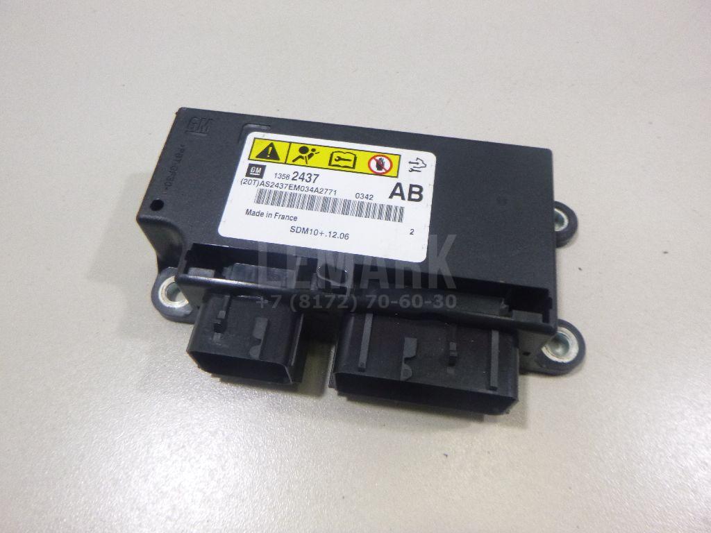 Блок управления AIR BAG 13582437 GM