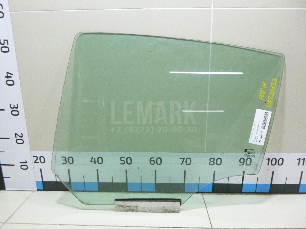 Стекло двери задней левой 5161461 GM