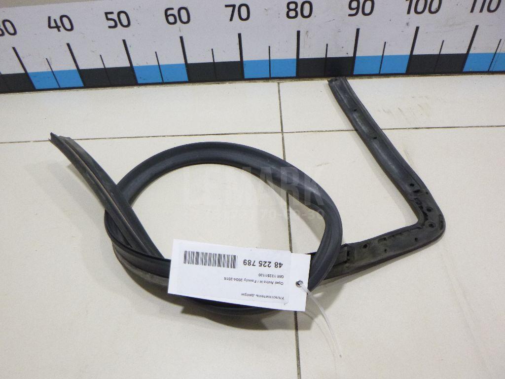 Уплотнитель двери 13251130 GM