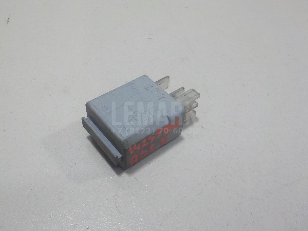Реле 13100504 GM