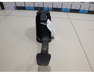 Педаль сцепления для Skoda Yeti 2009-2018 с разборки состояние отличное