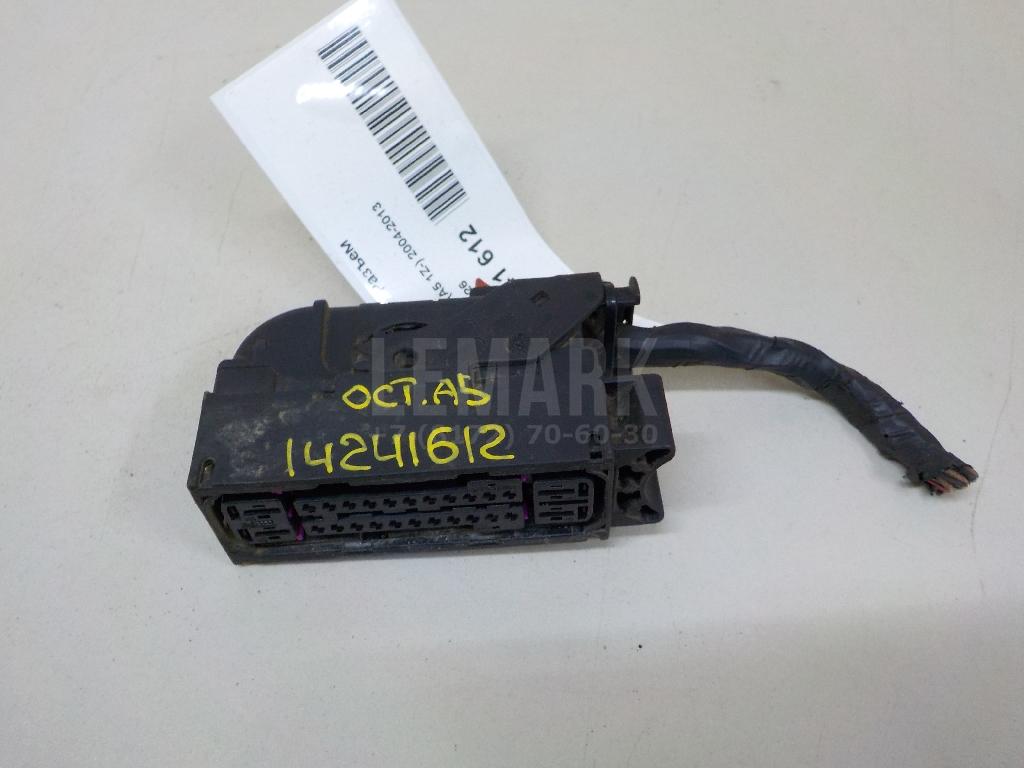 Разъем 1K0973026 VAG