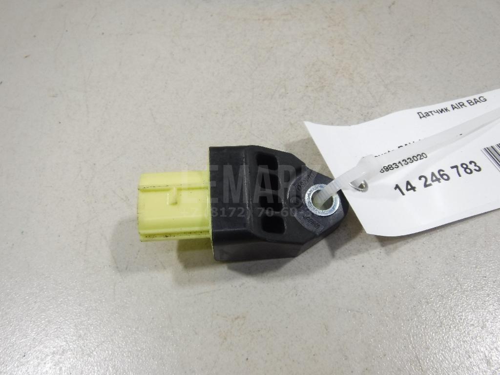 Датчик AIR BAG 8983133020 Toyota