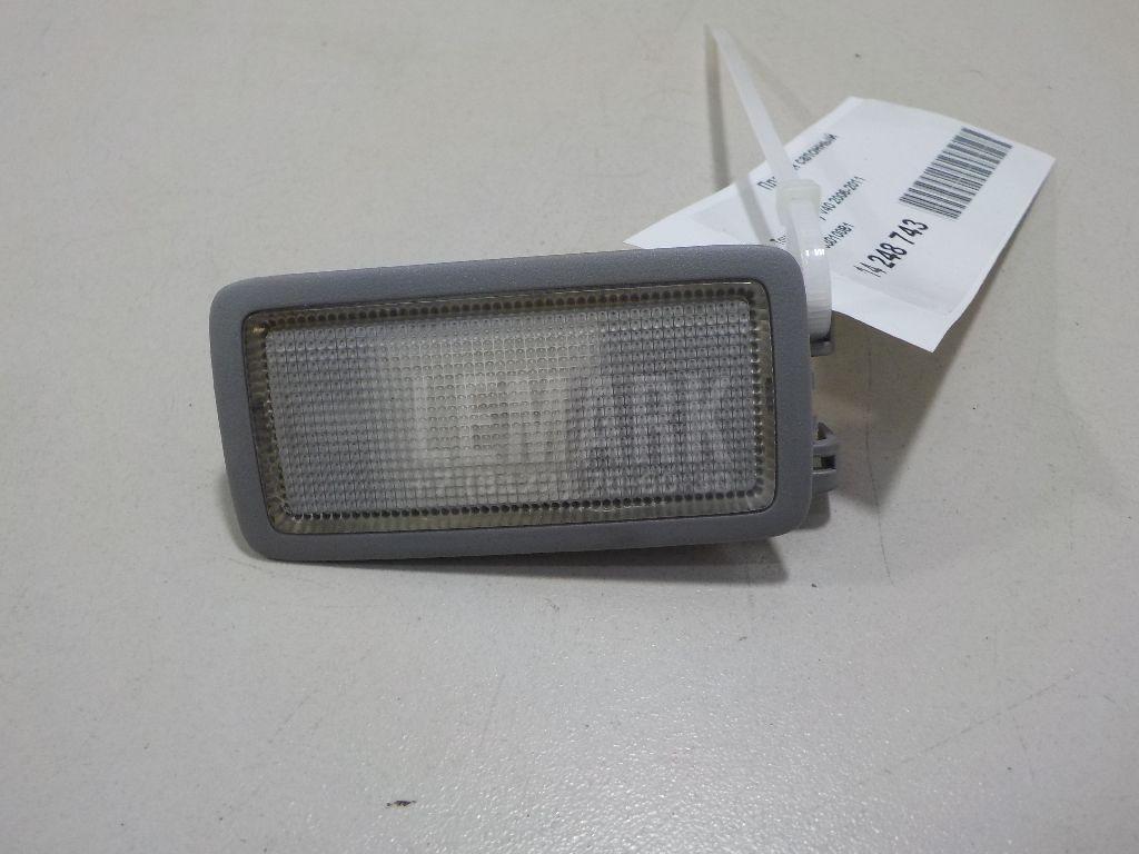Плафон салонный 8134030100B1 Toyota