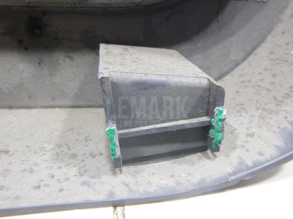 Обшивка двери передней правой для  Ford Focus II 2005-2008