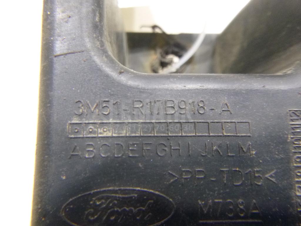 Направляющая заднего бампера для  Citroen C4 Picasso 2006-2014