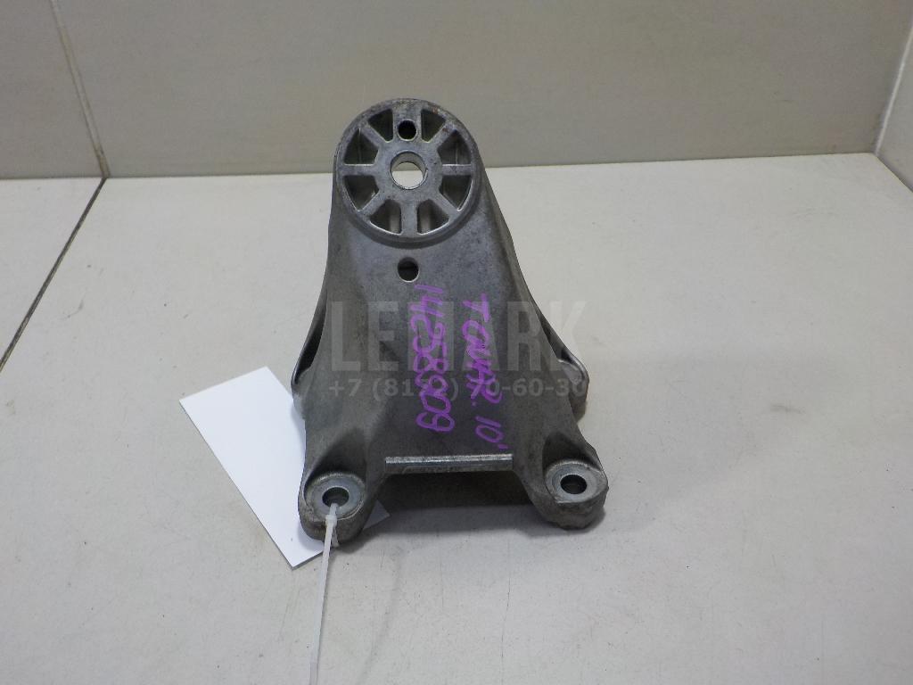 Кронштейн двигателя левый 7L8199307K VAG