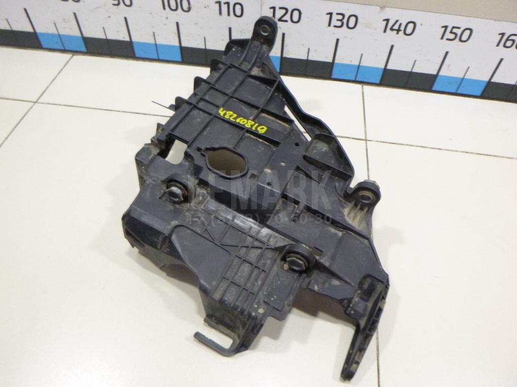 Кронштейн фар левый 7L6941613C VAG