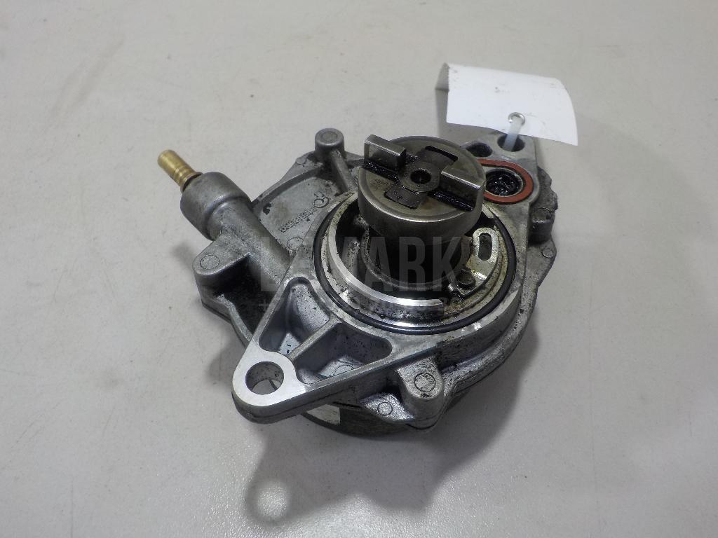 Насос вакуумный для  Audi V8 1988-1994