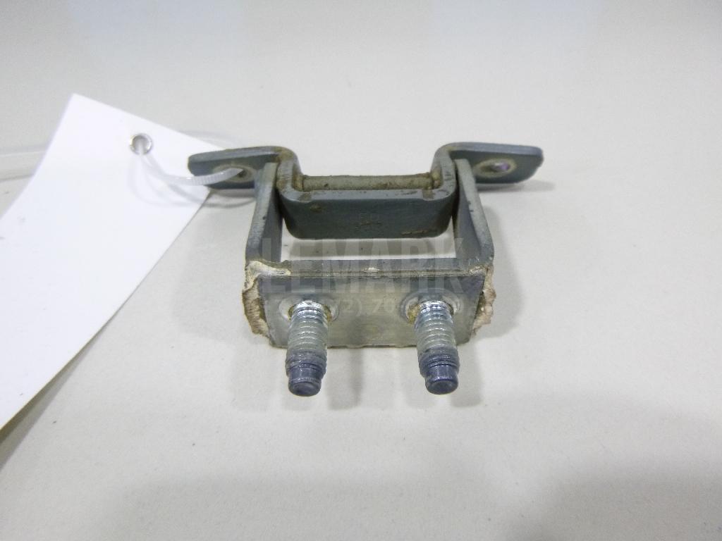 Петля двери багажника 797701H000 Hyundai-Kia