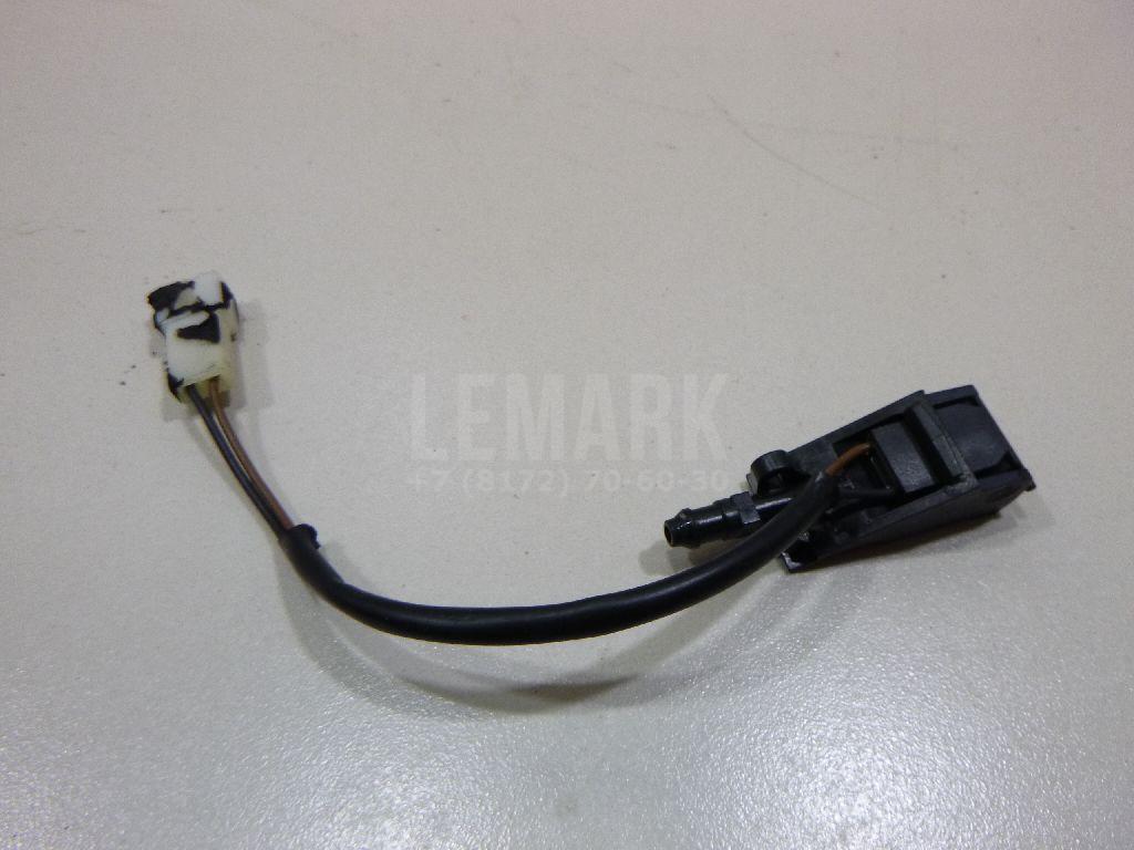Форсунка омывателя лобового стекла 6E0955986B VAG