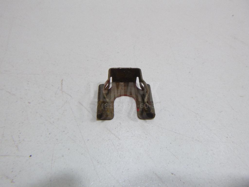 Кронштейн форсунки 1053951 Ford