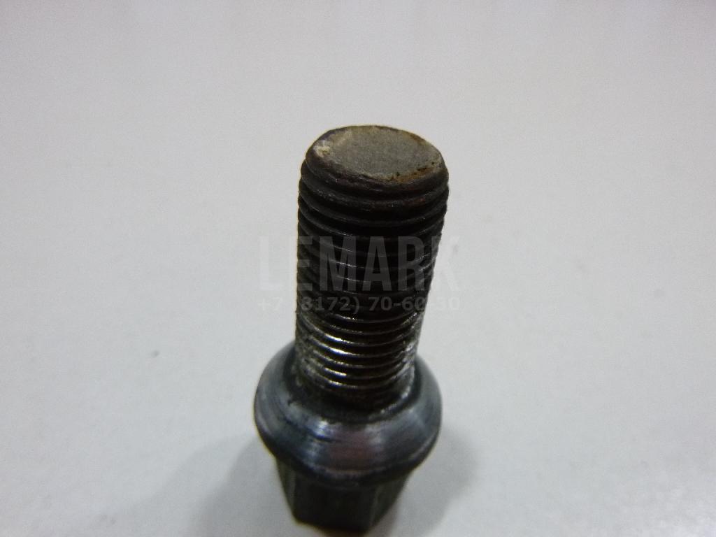 Болт колесный WHT001812 VAG