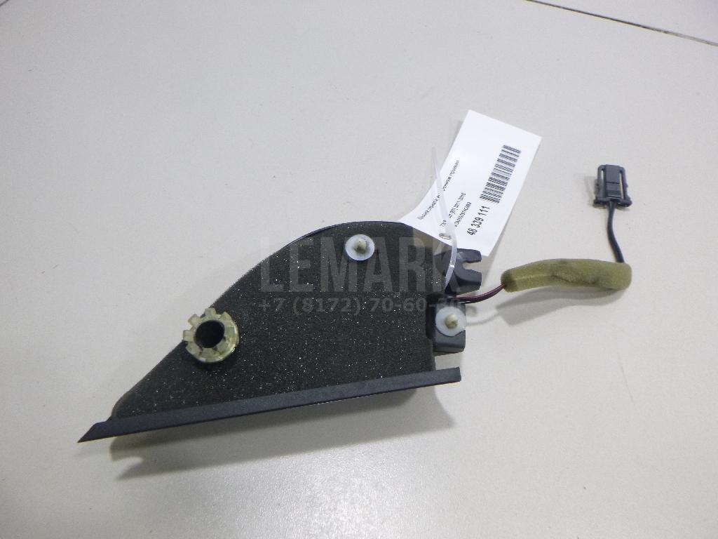 Крышка зеркала внутренняя правая 3AA837974C9B9 VAG