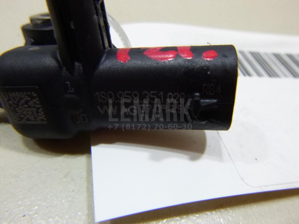 Датчик AIR BAG 1S0959351 VAG