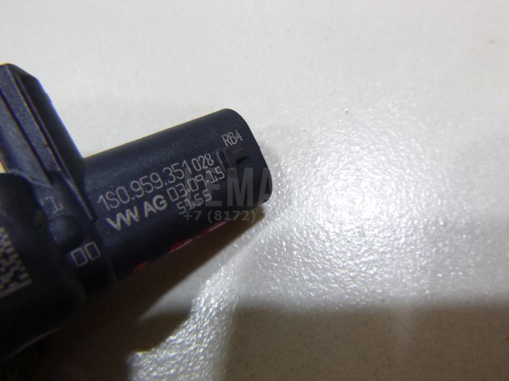 Датчик AIR BAG 1S0959351 VAG