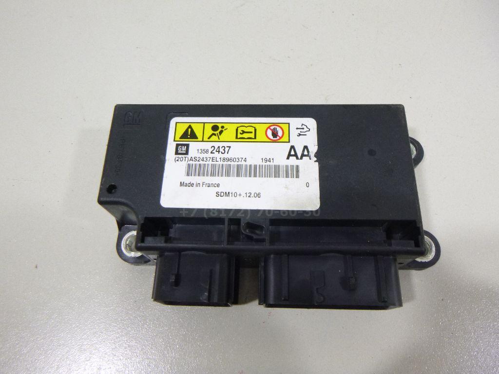 Блок управления AIR BAG 13582437 GM