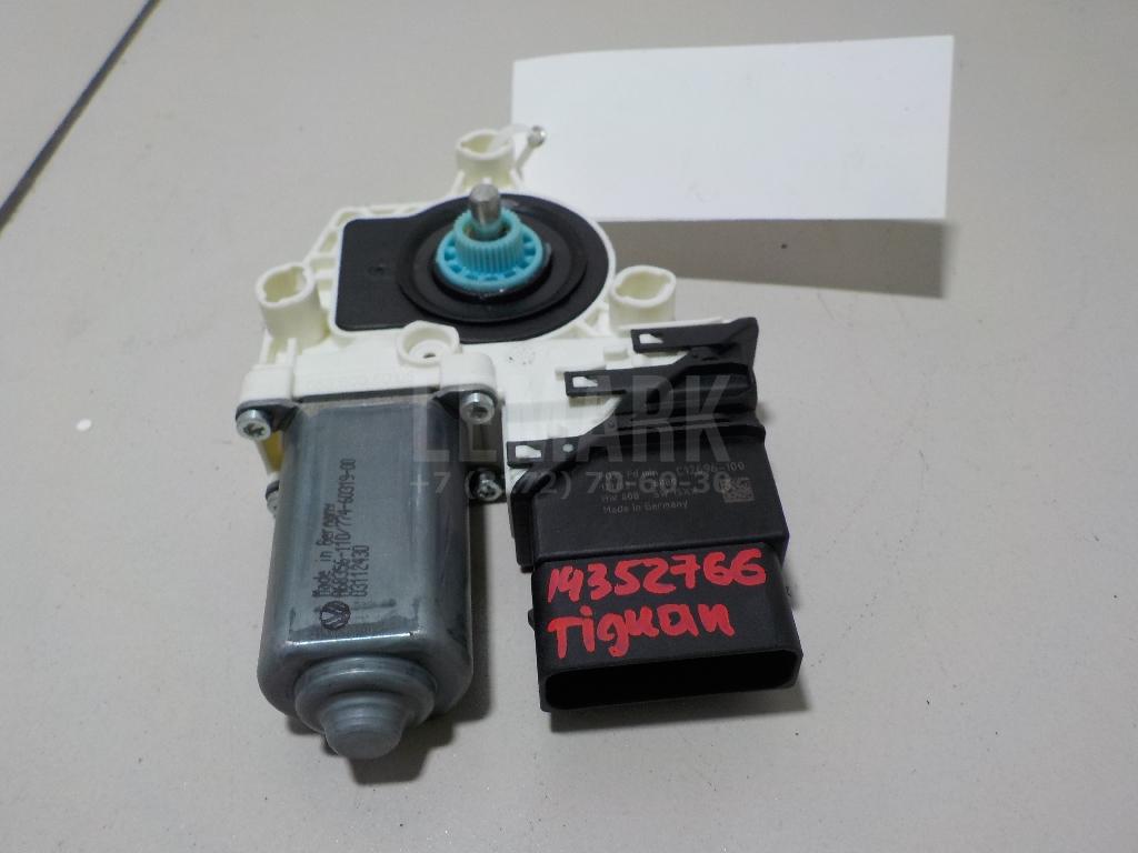 Моторчик стеклоподъемника 5N0959703F VAG