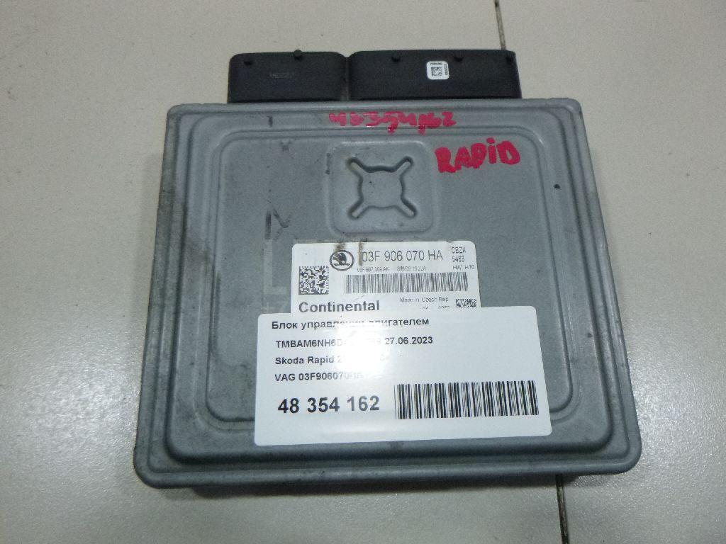 Блок управления двигателем 03F906070HA VAG
