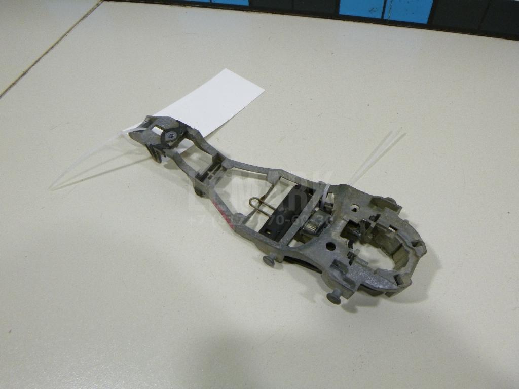 Кронштейн ручки 1Z0839886A VAG