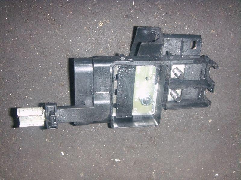 Клемма аккумулятора плюс для  BMW 5-serie E60/E61 2003-2009