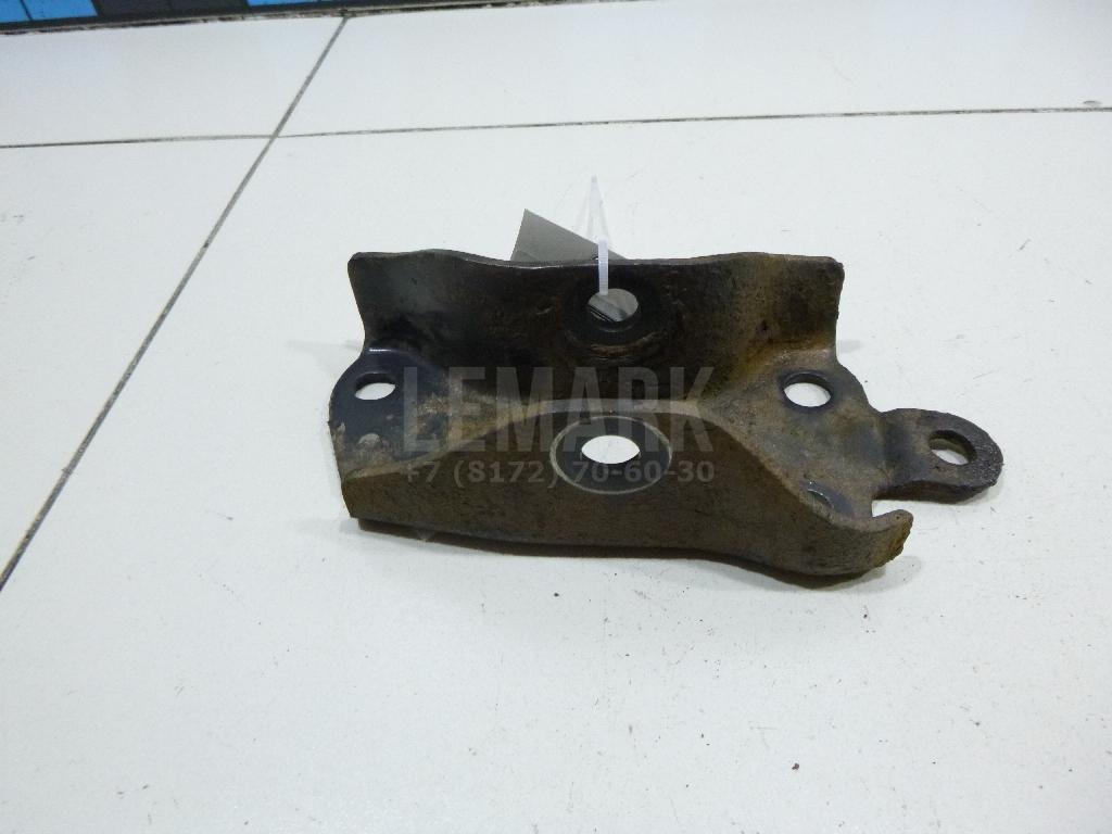 Кронштейн заднего рычага 4872742010 Toyota