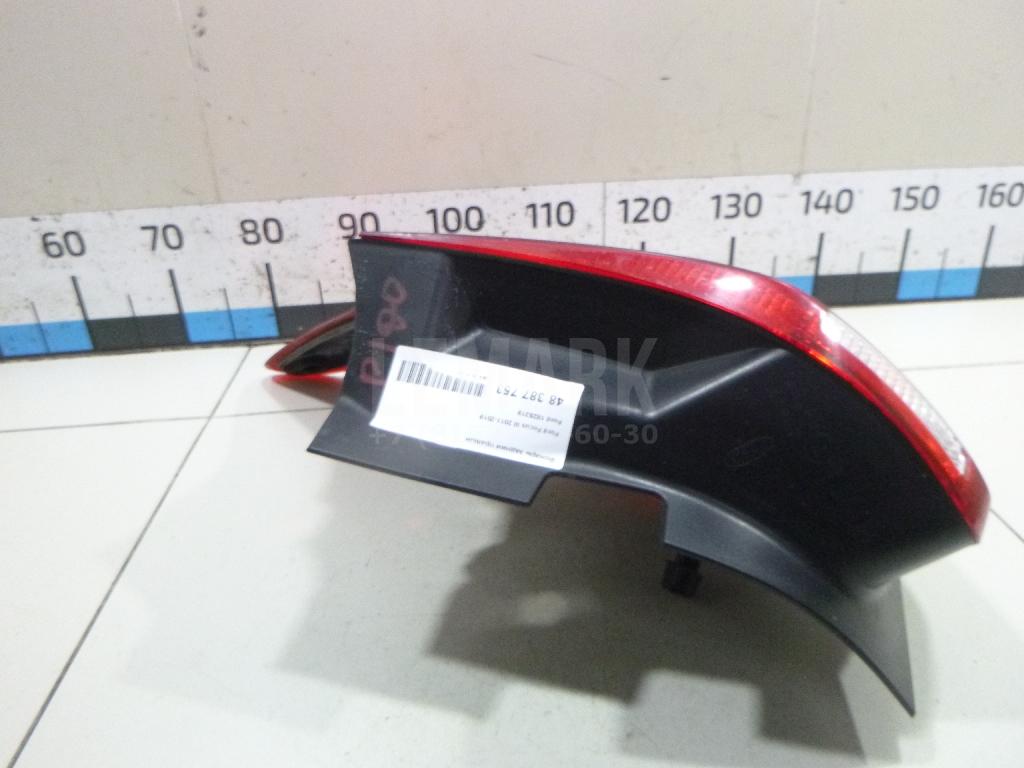 Фонарь задний правый 1825319 Ford
