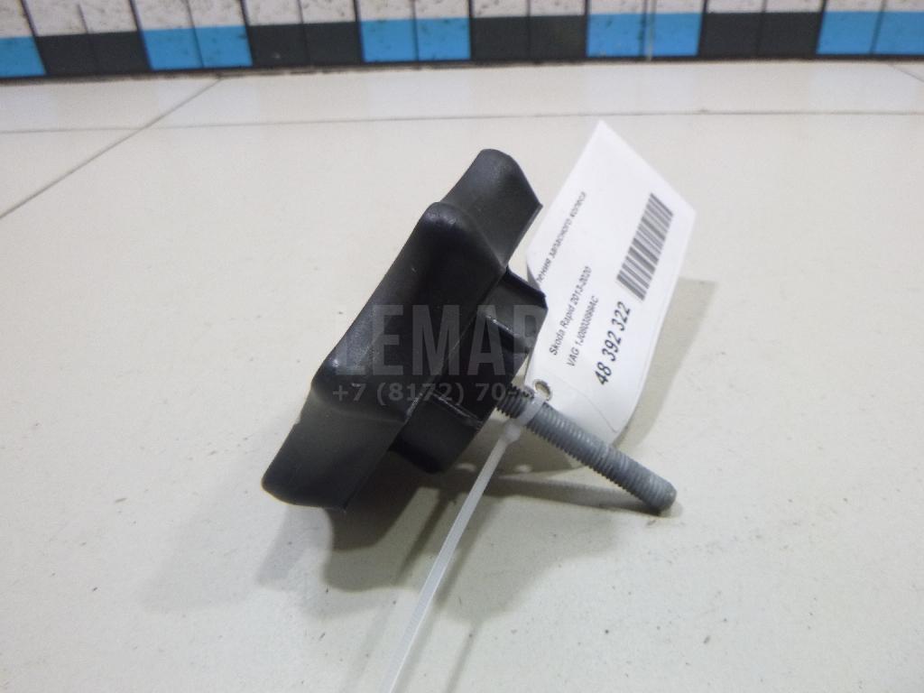 Болт крепления запасного колеса 1J0803899AC VAG