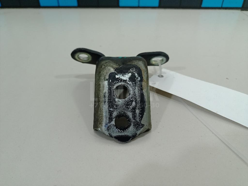 Петля двери 824202F030 Nissan