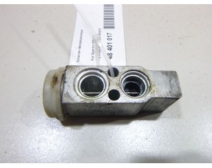 Клапан кондиционера для Kia Sephia II/Shuma II 2001-2004 б/у состояние отличное
